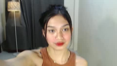 Vivian online show from December 19, 2024, 6:01 am