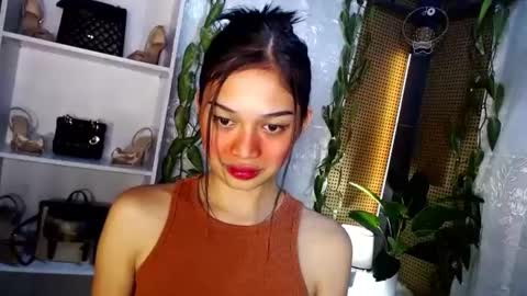 Vivian online show from January 7, 2025, 6:56 pm