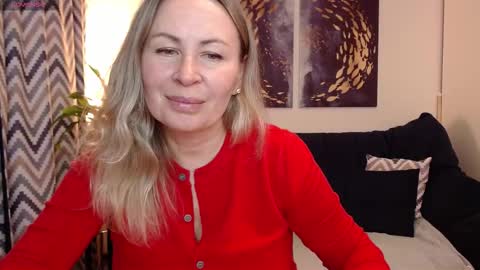 Vivian online show from October 12, 2025, 5:45 pm