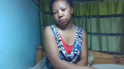 viviane0812 online show from January 12, 2026, 10:59 pm