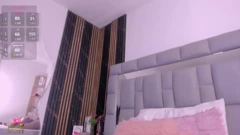 Snapshot of vivianne_scott chatting on January 15, 2026, 12:10 pm Vivi online show from January 15, 2026, 12:10 pm