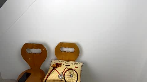 Snapshot of viviannexxx2022 chatting on January 17, 2025, 5:51 pm Vivlove online show from January 17, 2025, 5:51 pm