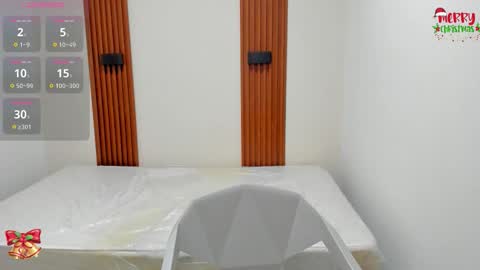 vivianowen9 online show from December 19, 2025, 11:50 am