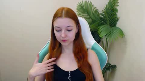 Vivien online show from February 18, 2025, 6:37 pm