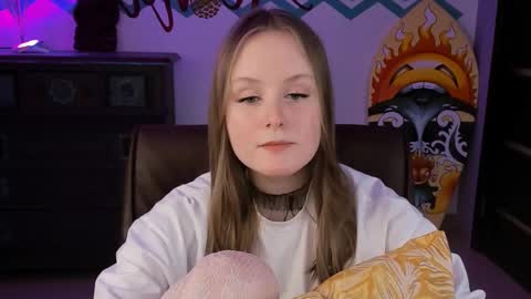 Vivien online show from March 2, 2025, 3:16 pm