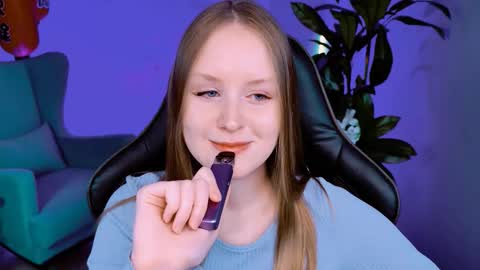 Vivien online show from September 18, 2025, 11:12 am