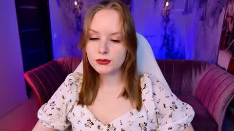 Snapshot of vivienleeigh chatting on May 30, 2026, 5:37 am Vivien online show from May 30, 2026, 5:37 am