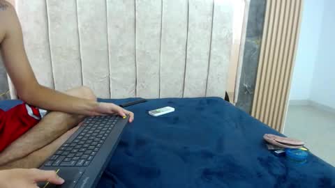 vivii_hard_love online show from October 17, 2025, 10:12 pm