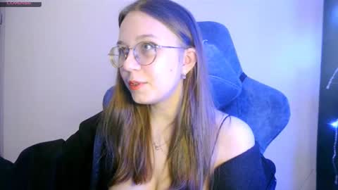 vivivivikkie online show from January 6, 2026, 10:34 pm