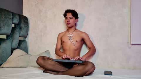Snapshot of vix_hot chatting on May 2, 2026, 7:41 pm vix_hot online show from May 2, 2026, 7:41 pm