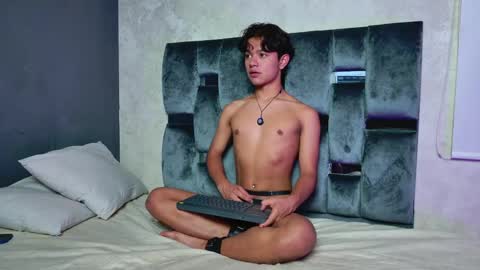 Snapshot of vix_hot chatting on May 26, 2026, 8:05 pm vix_hot online show from May 26, 2026, 8:05 pm