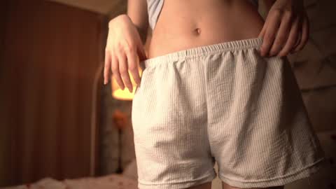 vixcx_ online show from October 26, 2025, 10:58 pm