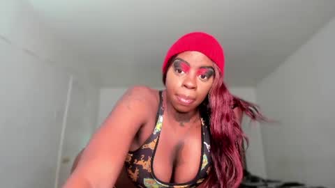 Snapshot of vixen_sasha chatting on July 1, 2026, 4:07 pm Sasha Malone online show from July 1, 2026, 4:07 pm