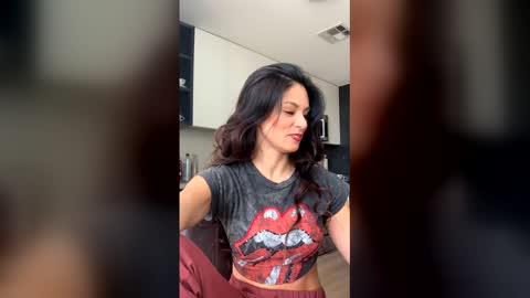 vixenblade online show from January 10, 2026, 10:14 pm