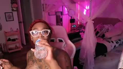 Vixen Capri online show from June 26, 2026, 4:11 pm