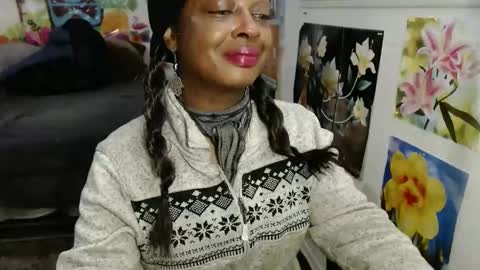 Snapshot of vixenfyre chatting on January 19, 2025, 1:43 am Vixen Fyre online show from January 19, 2025, 1:43 am