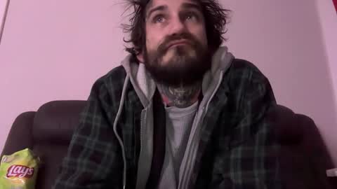 VJ online show from December 14, 2025, 8:09 am