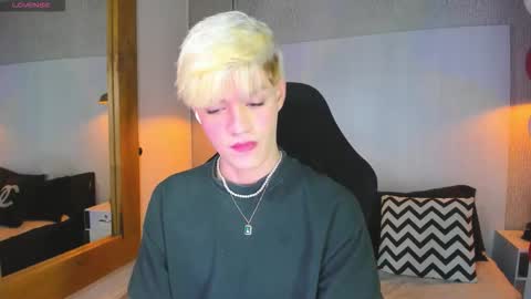 Snapshot of vladhellsing4 chatting on February 22, 2026, 4:27 pm Vlad online show from February 22, 2026, 4:27 pm