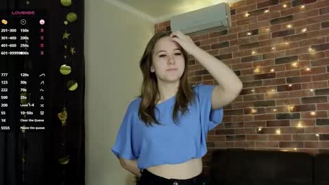 Snapshot of voidelaris chatting on January 10, 2026, 6:53 pm Elaris online show from January 10, 2026, 6:53 pm