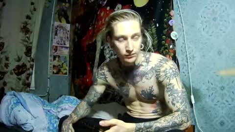 Snapshot of voldan_elf chatting on November 6, 2025, 9:59 pm Elf online show from November 6, 2025, 9:59 pm