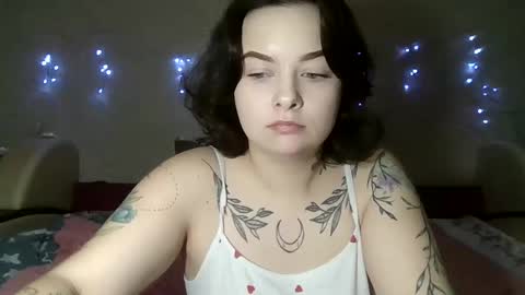 Snapshot of volshebnik_130 chatting on January 7, 2025, 8:21 pm Volshebnik1302 online show from January 7, 2025, 8:21 pm