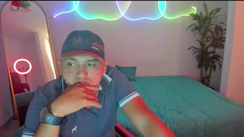 volt_boy57 online show from December 18, 2025, 5:41 pm