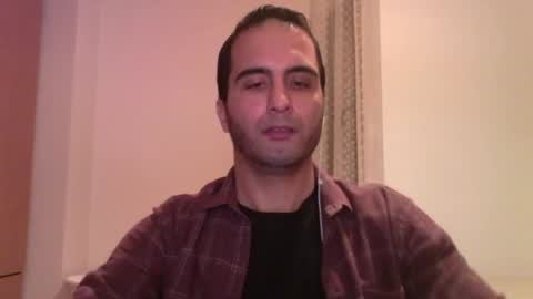 volve5 online show from February 11, 2025, 6:33 pm