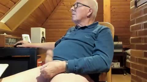 Snapshot of vonrex1 chatting on December 28, 2024, 6:29 pm heinz online show from December 28, 2024, 6:29 pm