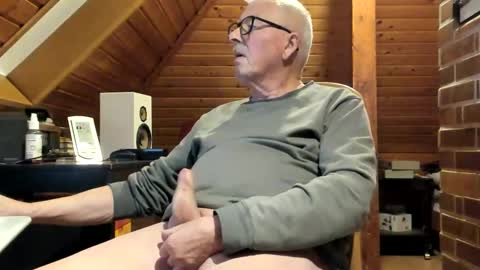 Snapshot of vonrex1 chatting on January 11, 2025, 4:36 pm heinz online show from January 11, 2025, 4:36 pm