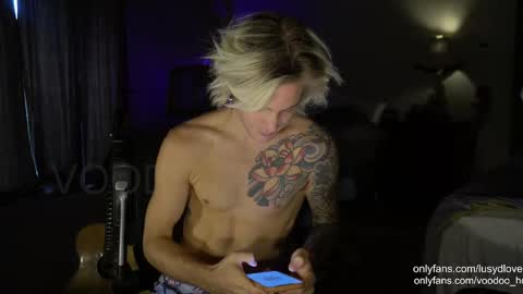 Voodoo and Lucy online show from September 26, 2025, 10:47 pm