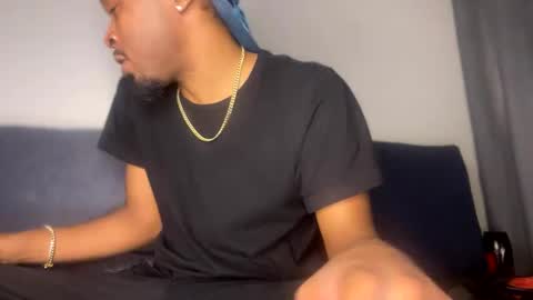 Snapshot of voodoodxck chatting on February 9, 2025, 2:17 am voodoodxck online show from February 9, 2025, 2:17 am