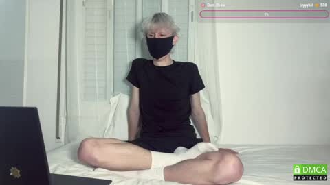 Snapshot of vornyx chatting on May 9, 2026, 2:22 pm vornyx online show from May 9, 2026, 2:22 pm