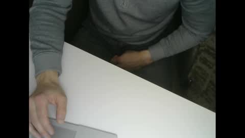 Snapshot of voterki796 chatting on January 28, 2025, 2:11 am voterki796 online show from January 28, 2025, 2:11 am