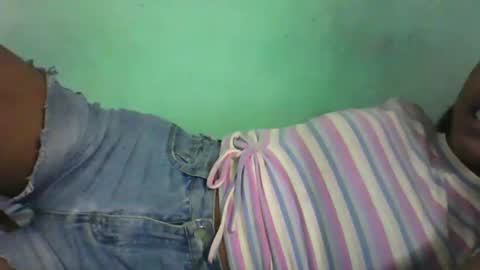 vounialdy online show from February 28, 2025, 6:21 am