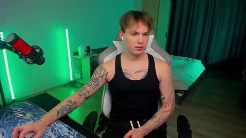 Snapshot of vova_belkin_ chatting on February 24, 2026, 10:19 pm vova online show from February 24, 2026, 10:19 pm