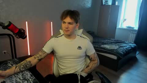 vova_belkin_2 online show from May 4, 2026, 12:23 pm