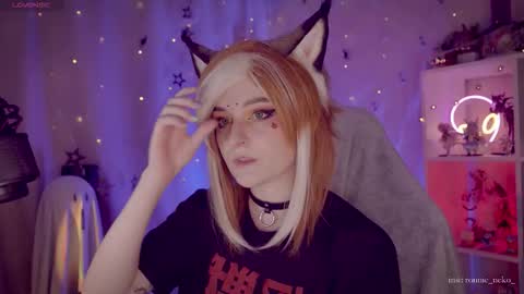 Snapshot of vronnier chatting on October 24, 2025, 3:30 pm vronnier online show from October 24, 2025, 3:30 pm