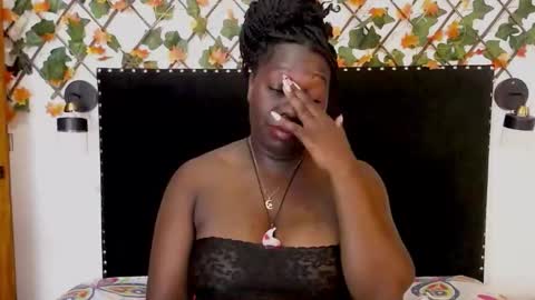 Snapshot of vskayper chatting on December 15, 2025, 8:13 pm skay online show from December 15, 2025, 8:13 pm