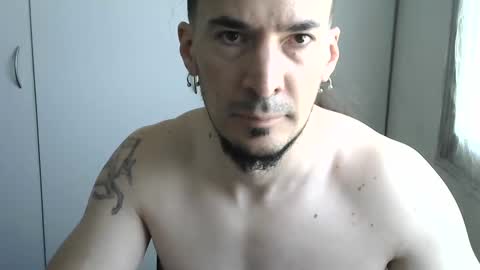 Vulgaris online show from October 1, 2025, 5:41 pm