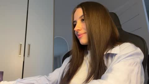 Arina online show from March 6, 2026, 9:06 am