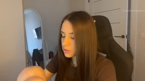 Snapshot of vx_arina chatting on May 8, 2026, 9:58 am Arina online show from May 8, 2026, 9:58 am