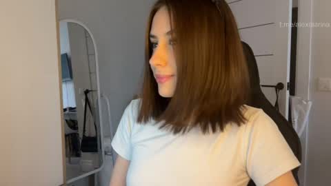 Snapshot of vx_arina chatting on May 31, 2026, 9:27 am Arina online show from May 31, 2026, 9:27 am