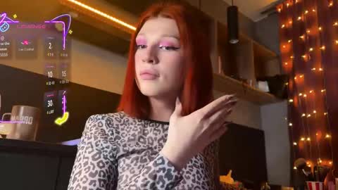 Snapshot of vynila chatting on February 24, 2026, 8:51 pm ILONA A week goal new laptop online show from February 24, 2026, 8:51 pm