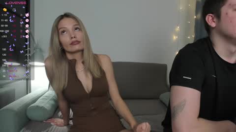 Nicole  Johny online show from February 2, 2025, 5:42 am