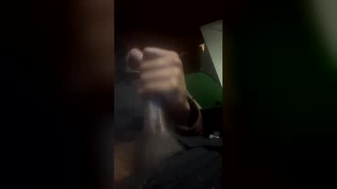 Snapshot of wagwangee chatting on December 19, 2025, 10:44 am choom online show from December 19, 2025, 10:44 am