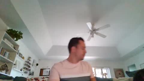 Snapshot of wakandalive chatting on December 25, 2024, 9:33 pm wakandalive online show from December 25, 2024, 9:33 pm