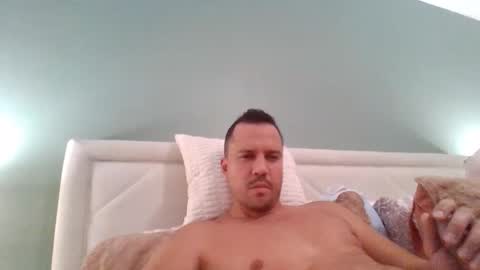 Snapshot of wakandalive chatting on October 1, 2025, 9:54 pm wakandalive online show from October 1, 2025, 9:54 pm