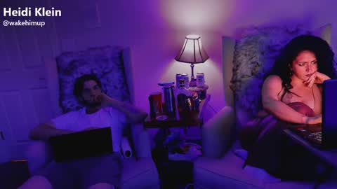 Snapshot of wakehimup chatting on November 18, 2025, 5:12 am wakehimup online show from November 18, 2025, 5:12 am