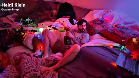 Snapshot of wakehimup chatting on December 22, 2025, 1:57 am wakehimup online show from December 22, 2025, 1:57 am