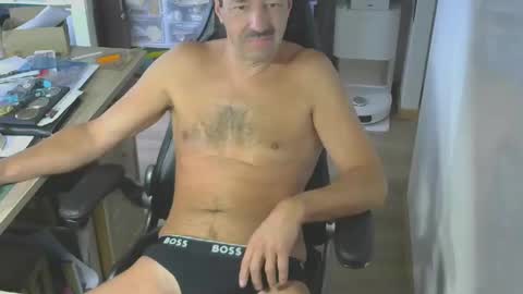 Waldo online show from October 27, 2025, 10:41 am